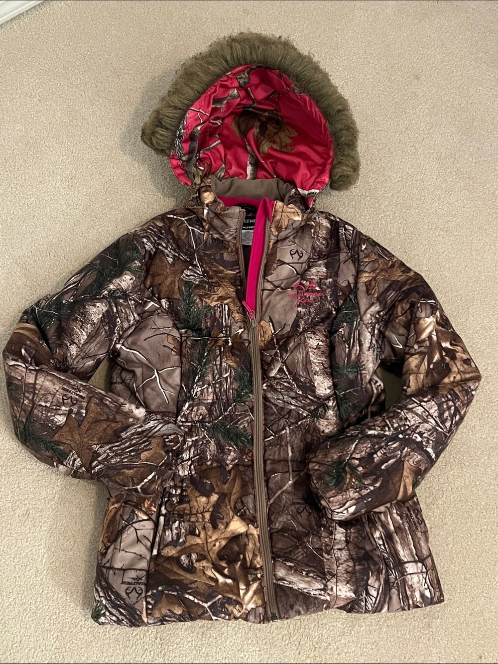 Realtree Xtra Camo Puffer Jacket | Women’s Small | Fur Hood | EUC